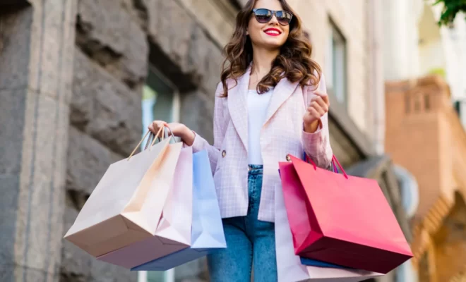 women spend more than men